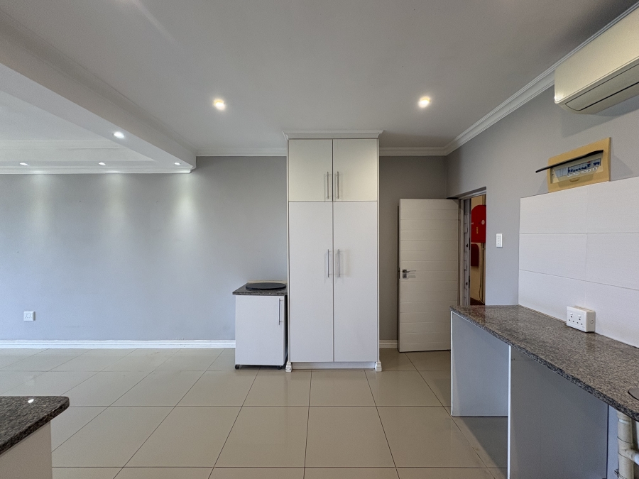 2 Bedroom Property for Sale in La Mercy KwaZulu-Natal