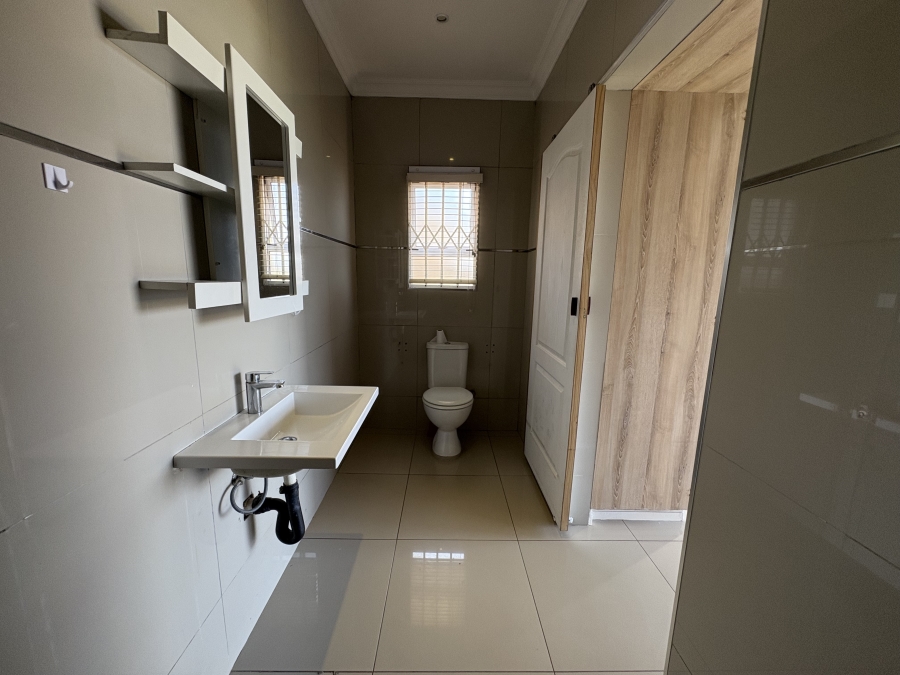2 Bedroom Property for Sale in La Mercy KwaZulu-Natal