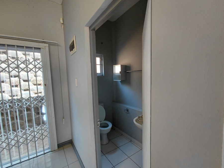 To Let commercial Property for Rent in Ballito Central KwaZulu-Natal