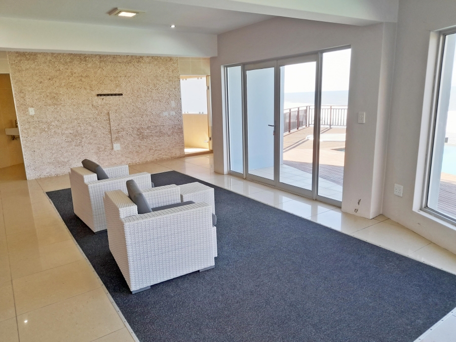 5 Bedroom Property for Sale in Tinley Manor KwaZulu-Natal