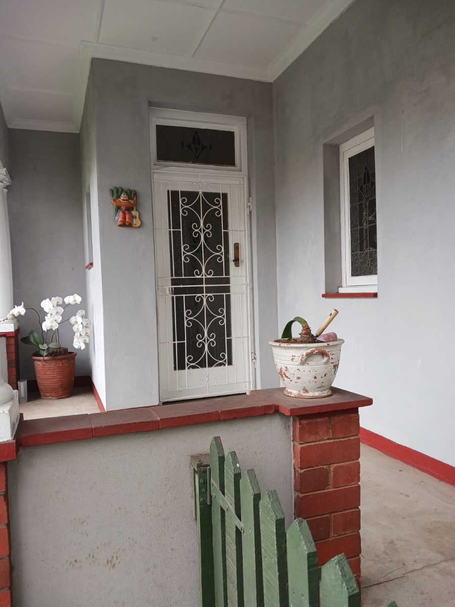 2 Bedroom Property for Sale in Glenwood KwaZulu-Natal