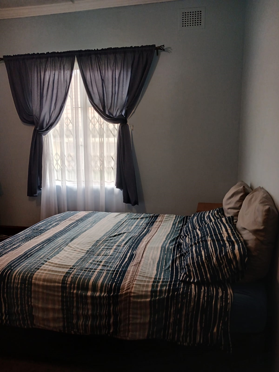 2 Bedroom Property for Sale in Glenwood KwaZulu-Natal