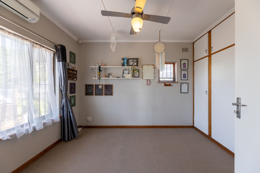 4 Bedroom Property for Sale in Umgeni Park KwaZulu-Natal