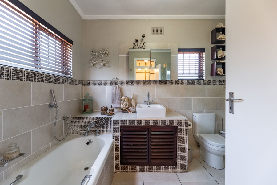 4 Bedroom Property for Sale in Umgeni Park KwaZulu-Natal