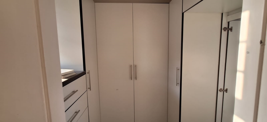 To Let 2 Bedroom Property for Rent in Doonside KwaZulu-Natal