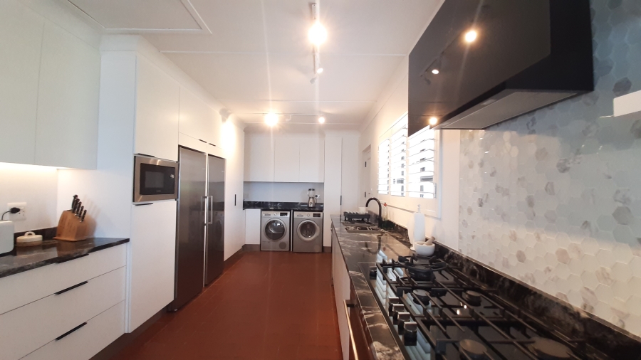 7 Bedroom Property for Sale in Sheffield Beach KwaZulu-Natal