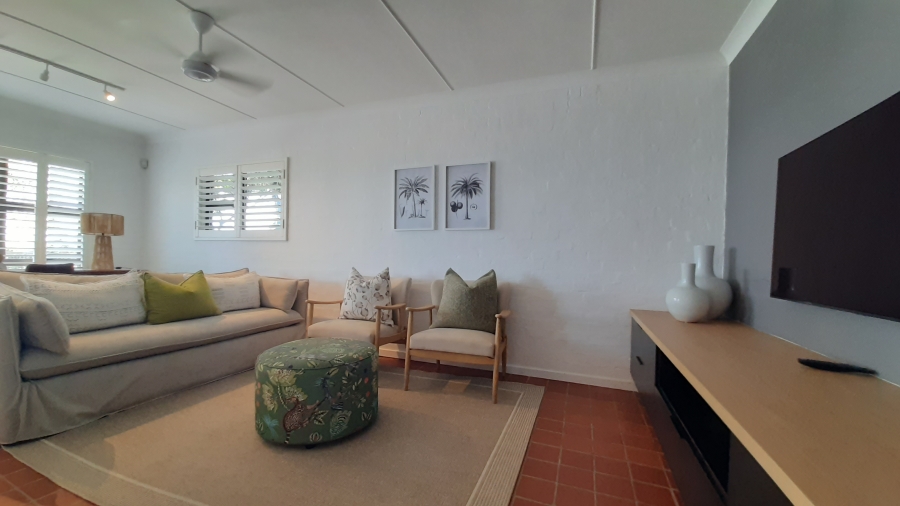 7 Bedroom Property for Sale in Sheffield Beach KwaZulu-Natal