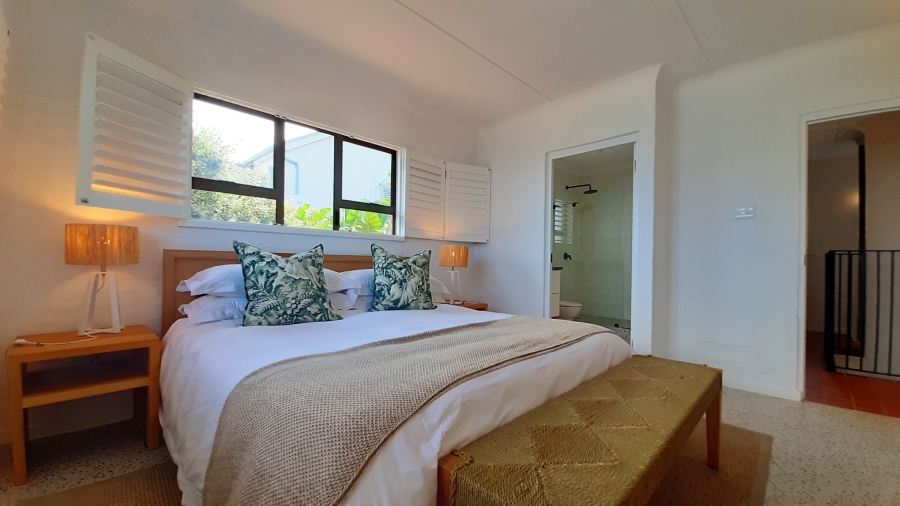 7 Bedroom Property for Sale in Sheffield Beach KwaZulu-Natal