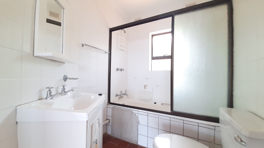 7 Bedroom Property for Sale in Sheffield Beach KwaZulu-Natal