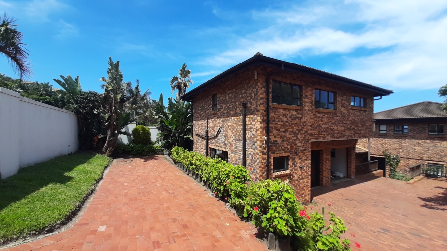 7 Bedroom Property for Sale in Sheffield Beach KwaZulu-Natal