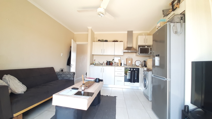 1 Bedroom Property for Sale in Manor Estates KwaZulu-Natal