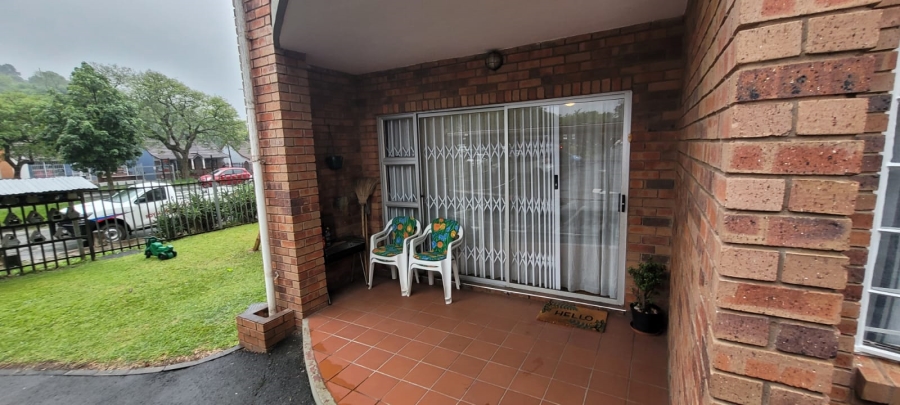 To Let 2 Bedroom Property for Rent in Prestbury KwaZulu-Natal