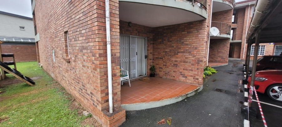 To Let 2 Bedroom Property for Rent in Prestbury KwaZulu-Natal