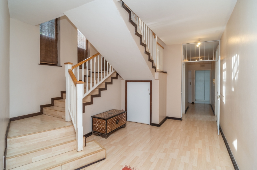 4 Bedroom Property for Sale in Glenwood KwaZulu-Natal