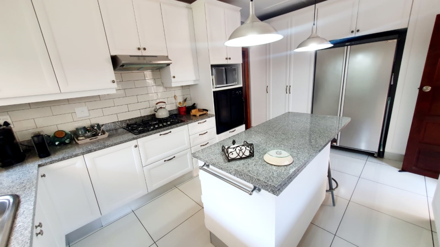 3 Bedroom Property for Sale in Meer En See KwaZulu-Natal