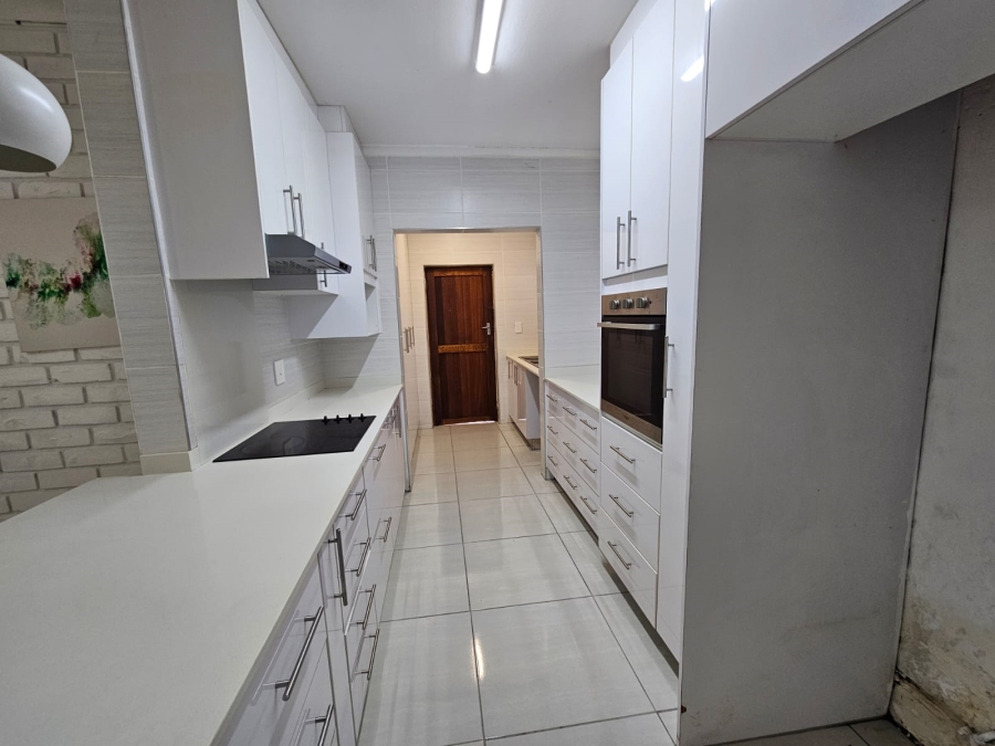 To Let 2 Bedroom Property for Rent in Amanzimtoti KwaZulu-Natal