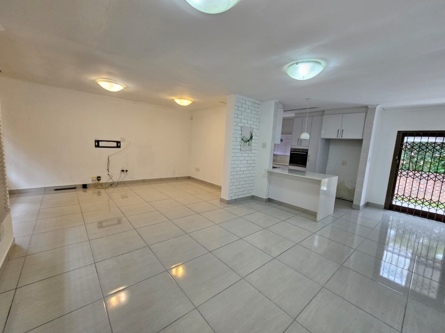 To Let 2 Bedroom Property for Rent in Amanzimtoti KwaZulu-Natal