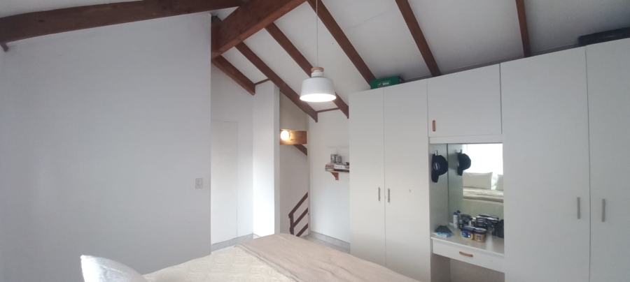 To Let 2 Bedroom Property for Rent in Umbilo KwaZulu-Natal