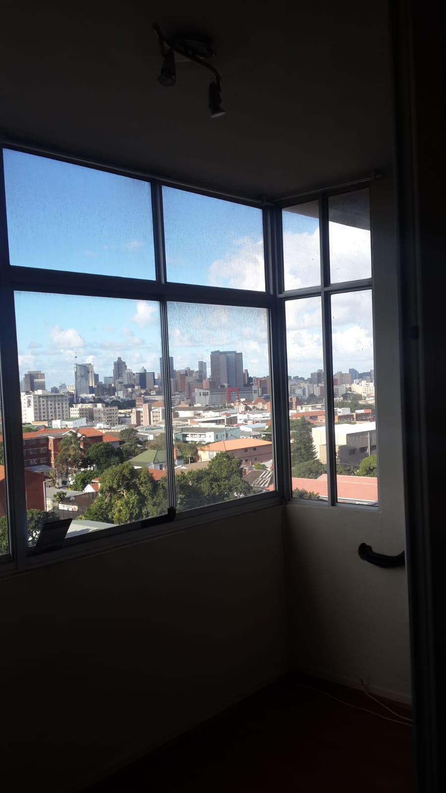 To Let 2 Bedroom Property for Rent in Glenwood KwaZulu-Natal