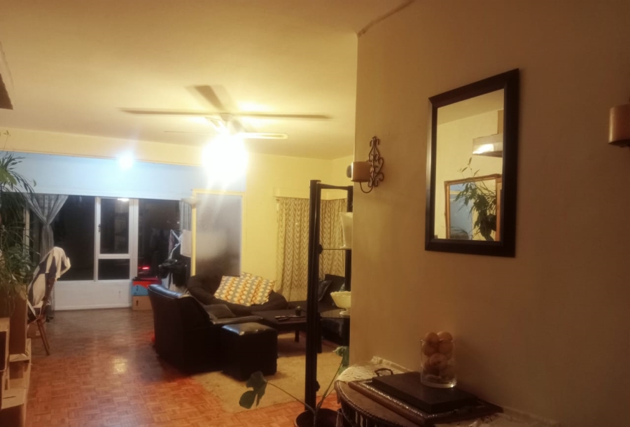 To Let 2 Bedroom Property for Rent in Esplanade KwaZulu-Natal