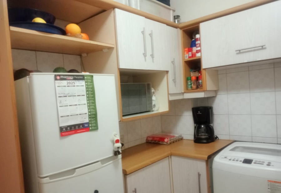 To Let 2 Bedroom Property for Rent in Esplanade KwaZulu-Natal