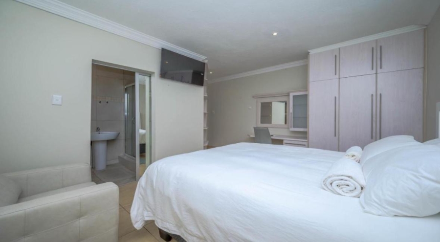 5 Bedroom Property for Sale in Ballito Central KwaZulu-Natal