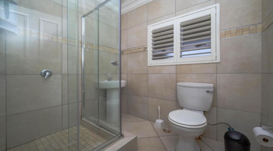 5 Bedroom Property for Sale in Ballito Central KwaZulu-Natal