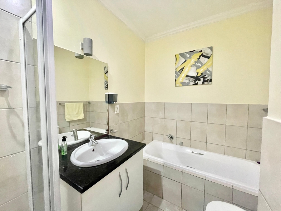 To Let 3 Bedroom Property for Rent in Westbrook KwaZulu-Natal