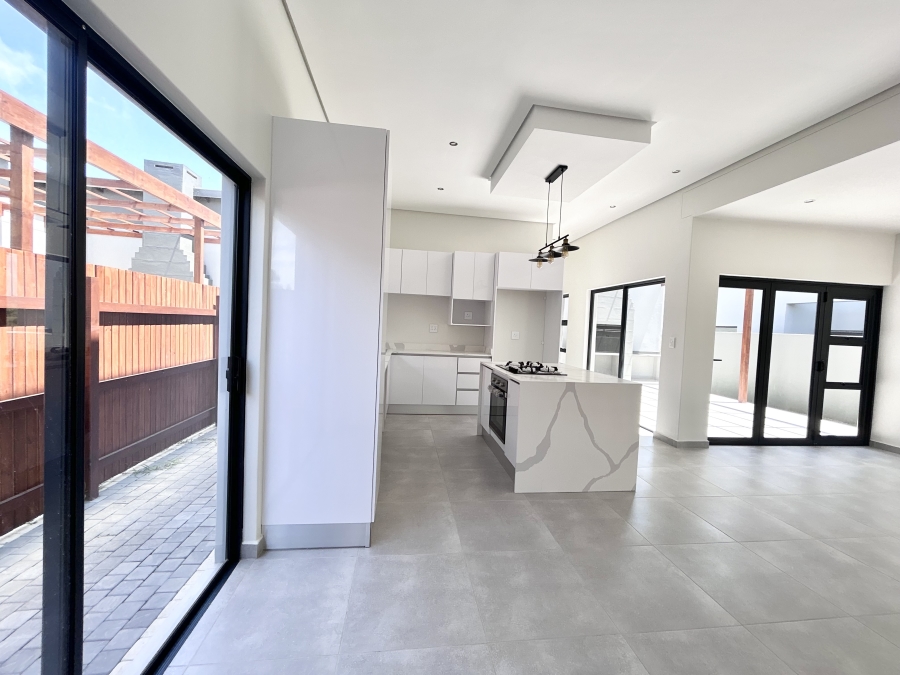 3 Bedroom Property for Sale in Palm Lakes Estate KwaZulu-Natal