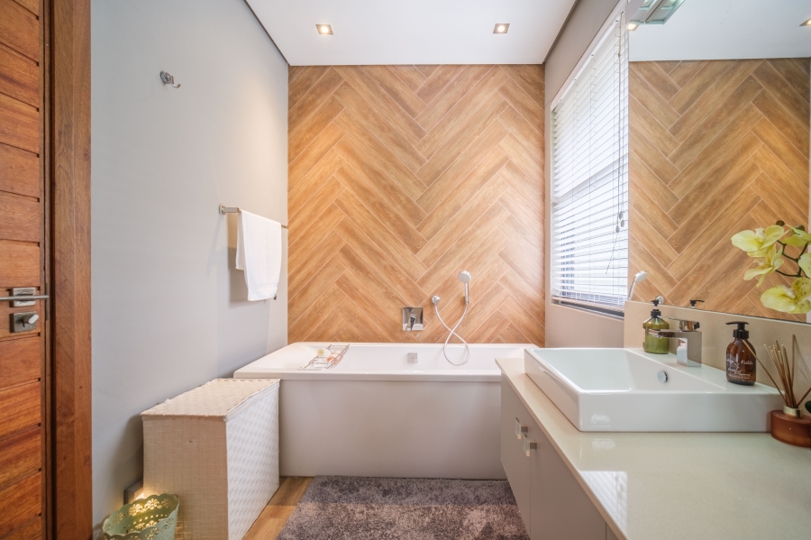 5 Bedroom Property for Sale in Simbithi Eco Estate KwaZulu-Natal