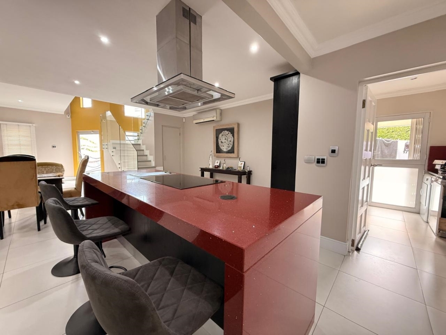 4 Bedroom Property for Sale in Aviary Hill KwaZulu-Natal