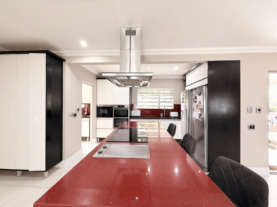 4 Bedroom Property for Sale in Aviary Hill KwaZulu-Natal