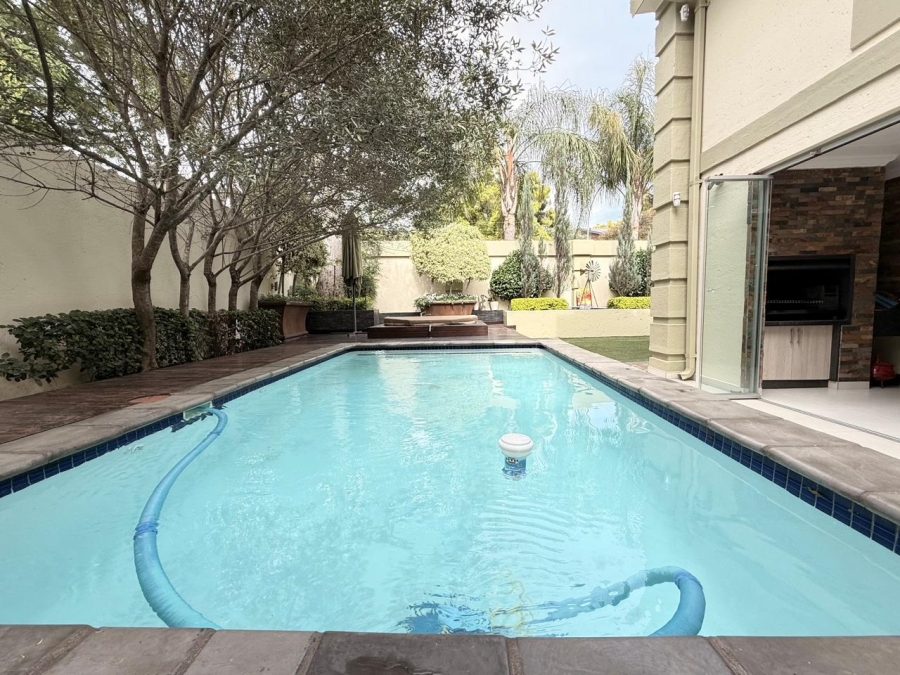 4 Bedroom Property for Sale in Aviary Hill KwaZulu-Natal