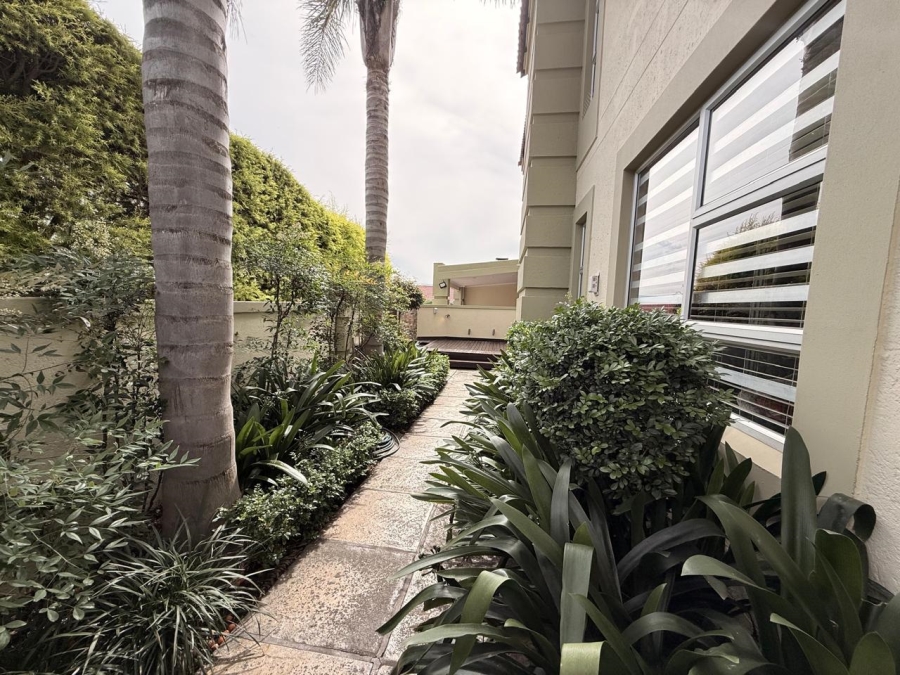 4 Bedroom Property for Sale in Aviary Hill KwaZulu-Natal