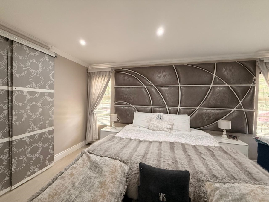 4 Bedroom Property for Sale in Aviary Hill KwaZulu-Natal