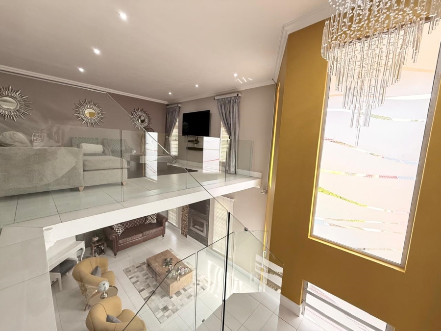 4 Bedroom Property for Sale in Aviary Hill KwaZulu-Natal