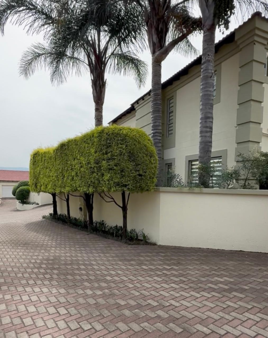 4 Bedroom Property for Sale in Aviary Hill KwaZulu-Natal