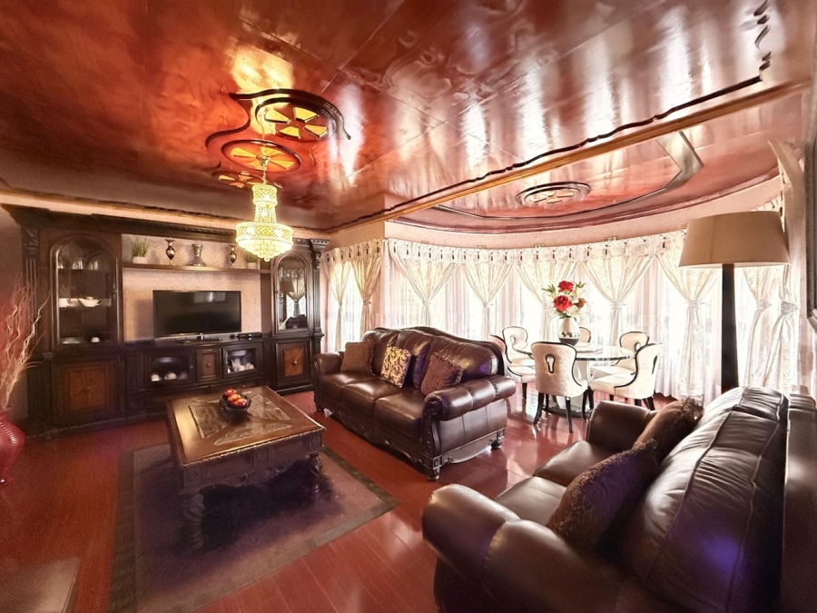 4 Bedroom Property for Sale in Aviary Hill KwaZulu-Natal