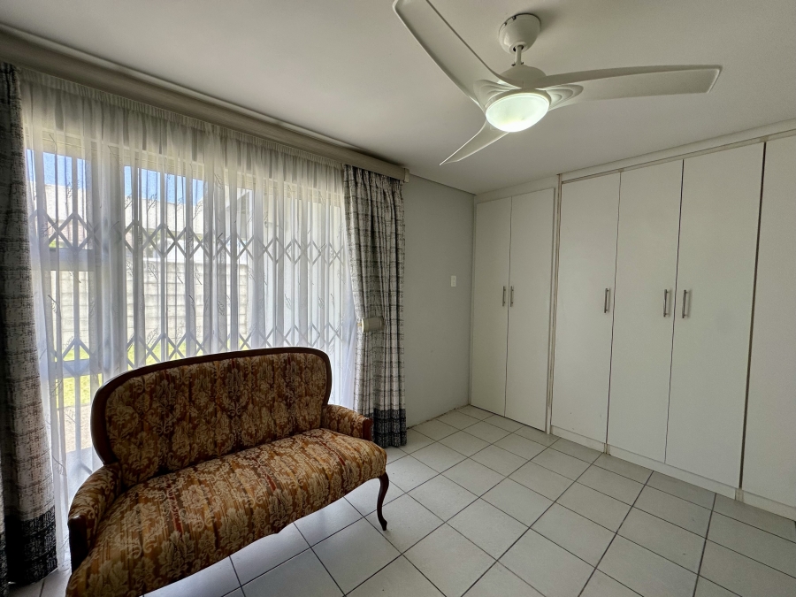 7 Bedroom Property for Sale in Meer En See KwaZulu-Natal