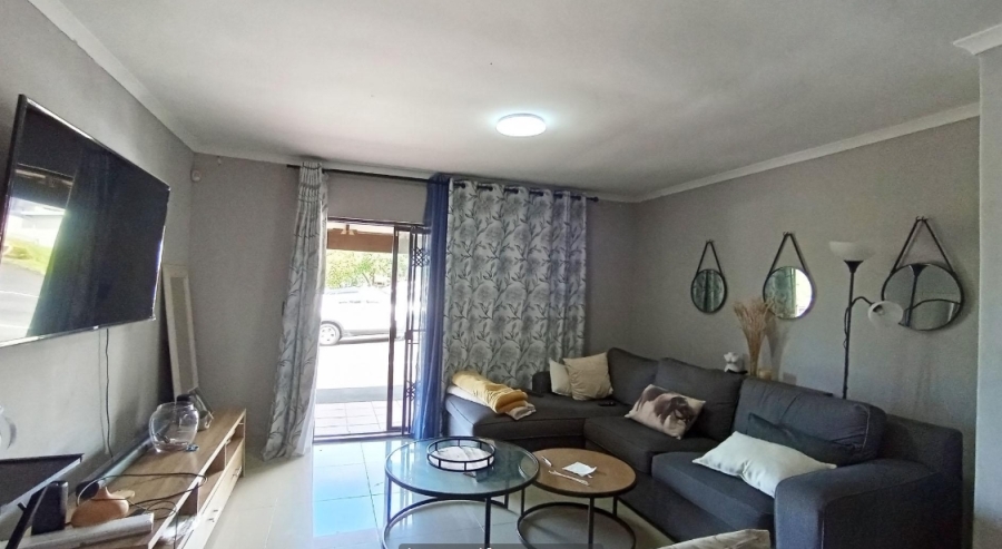 2 Bedroom Property for Sale in Amanzimtoti KwaZulu-Natal