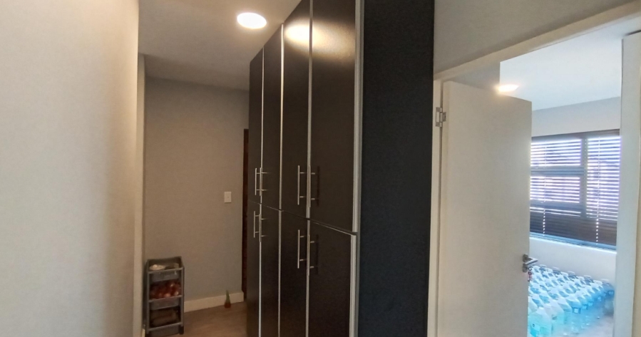 3 Bedroom Property for Sale in Umbogintwini KwaZulu-Natal