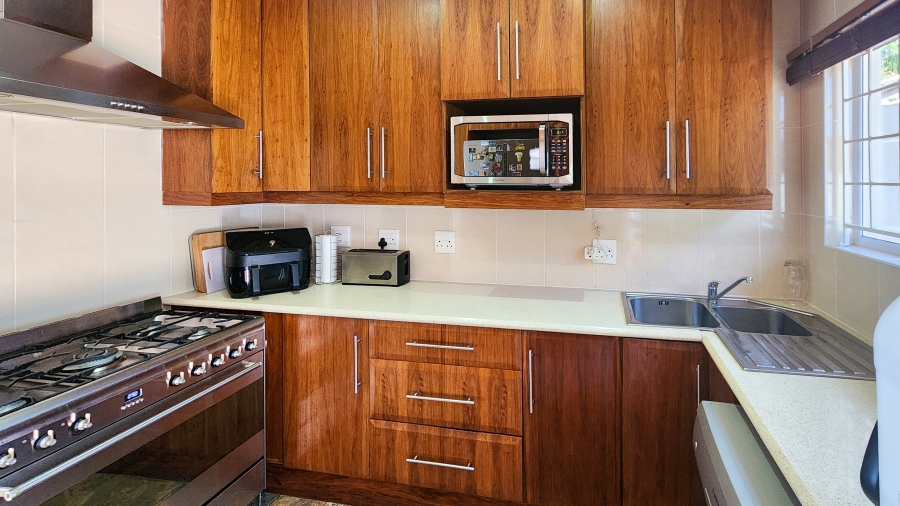 4 Bedroom Property for Sale in Seaward Estate KwaZulu-Natal