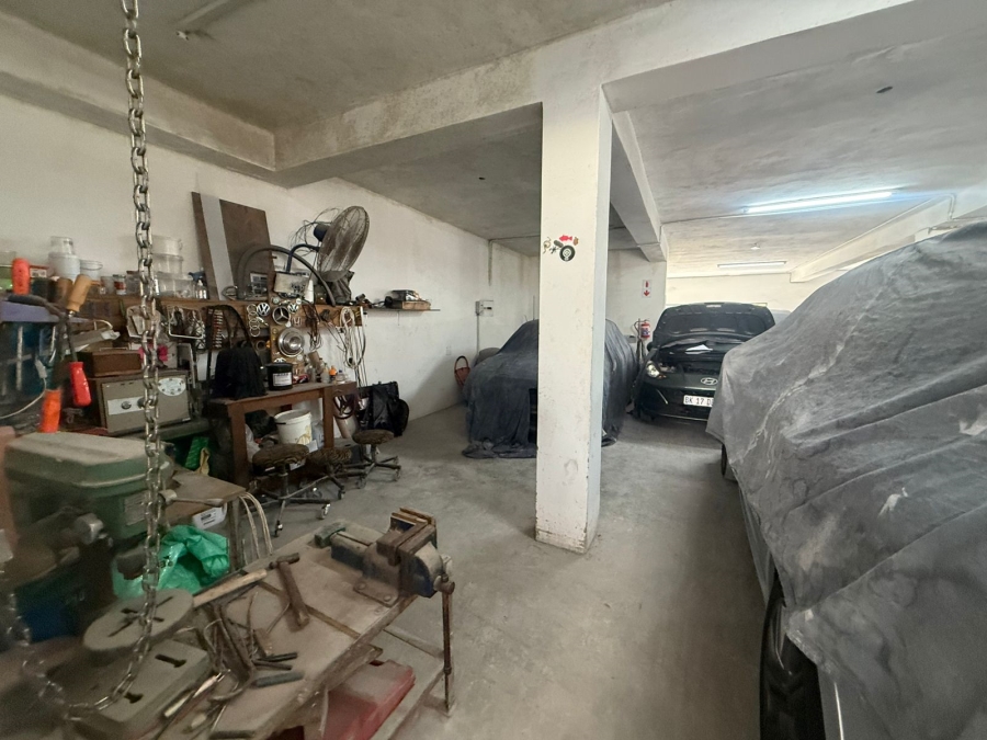 To Let Commercial Property for Rent in Briardene KwaZulu-Natal