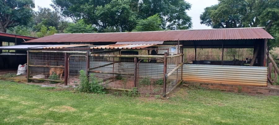 Commercial Property for Sale in Newcastle Rural KwaZulu-Natal