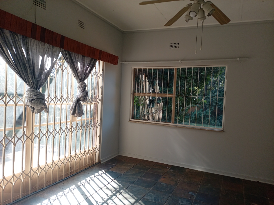 3 Bedroom Property for Sale in Huttenheights KwaZulu-Natal