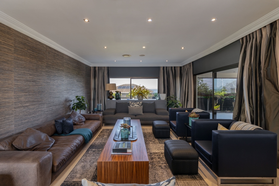 8 Bedroom Property for Sale in La Lucia KwaZulu-Natal