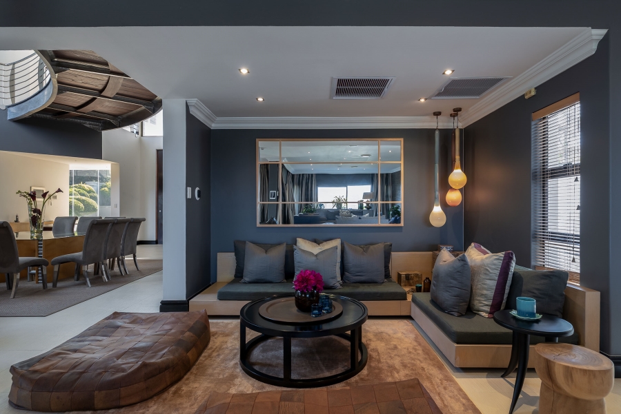 8 Bedroom Property for Sale in La Lucia KwaZulu-Natal