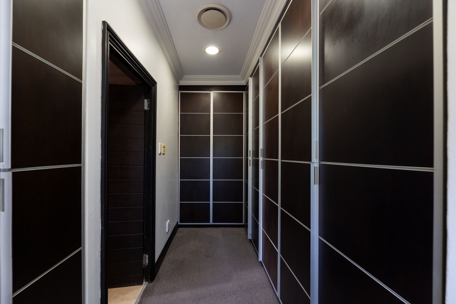 8 Bedroom Property for Sale in La Lucia KwaZulu-Natal