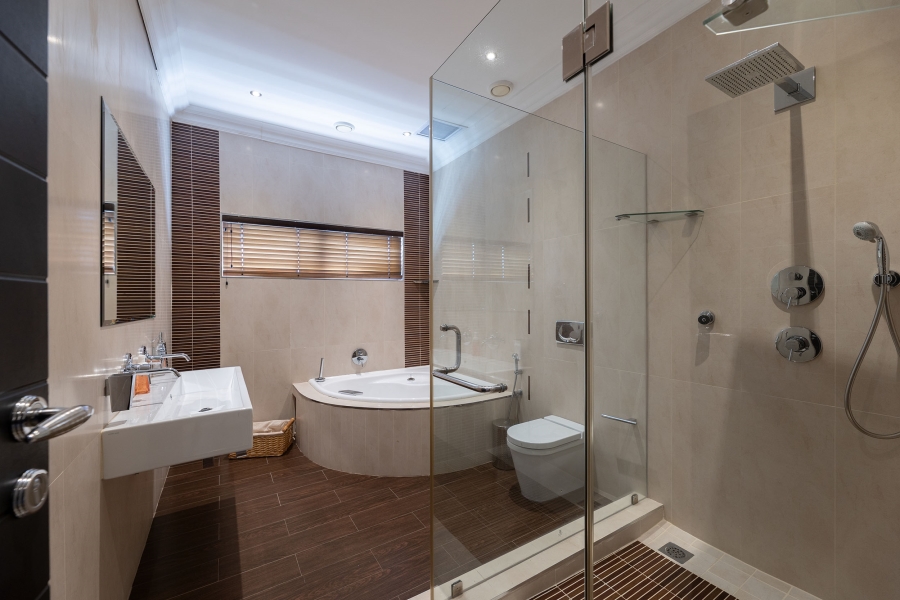 8 Bedroom Property for Sale in La Lucia KwaZulu-Natal