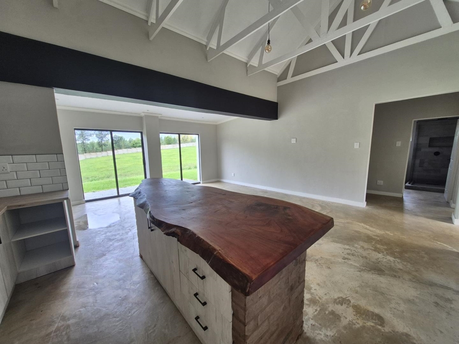 3 Bedroom Property for Sale in Worlds View KwaZulu-Natal